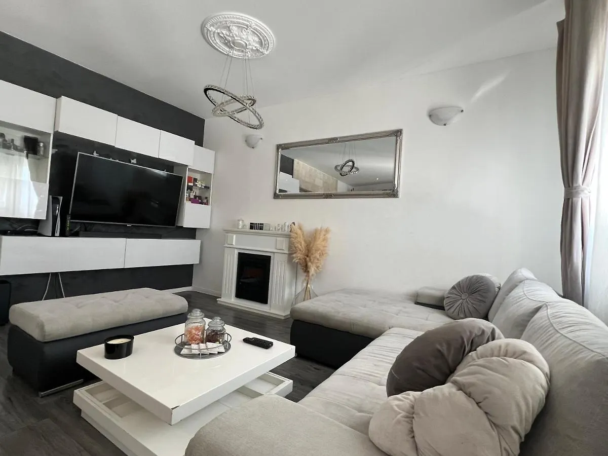 Apartment Anachi Split