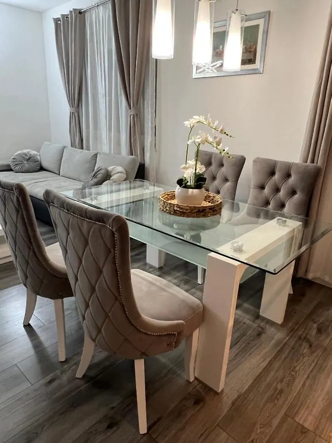 Apartment Anachi Split