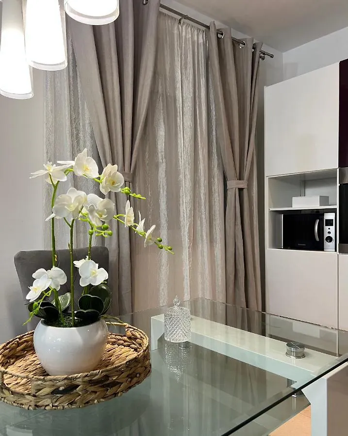 Apartment Anachi Split 0*,