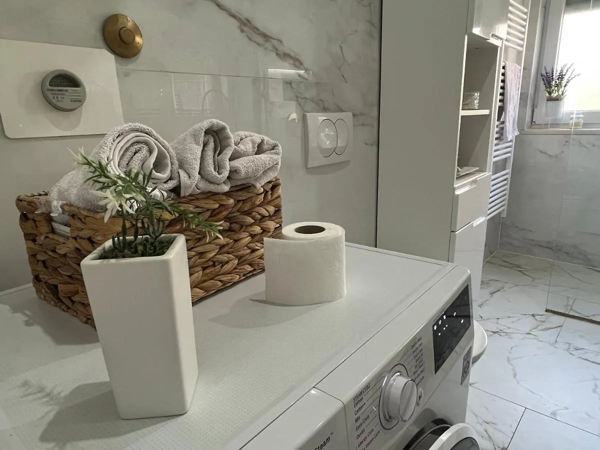 Apartment Anachi Split