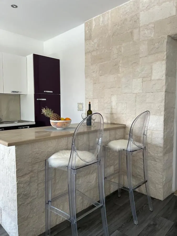 Apartment Anachi Split