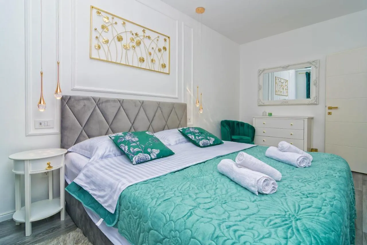 Apartment Anachi Split